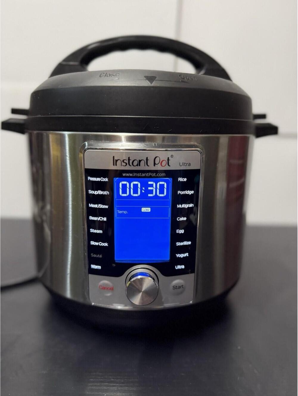 Instant Pot Ultra 60 6 Qt 10-in-1 Multi Use Programmable Pressure Cooker - NICE!